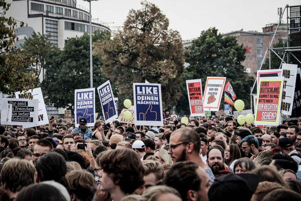 #wirsindmehr Chemnitz / Foto: https://www.flickr.com/photos/strassenstriche/42647321060/